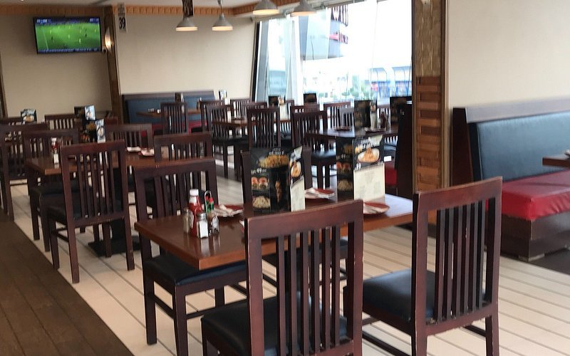 مطعم سويس هاوس المدينة المنورة من مطاعم عوائل في المدينة المنورة.