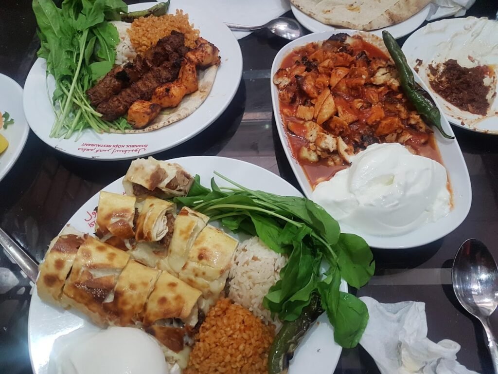 مطعم قصر اسطنبول أشهر مطعم تركي بالمدينة المنورة