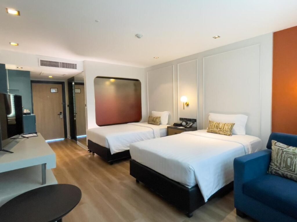 PDA Lord Hotel.